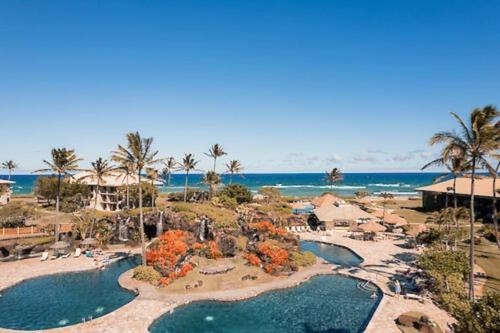 Gallery image of Oceanview Elegance with King Bed in Lihue