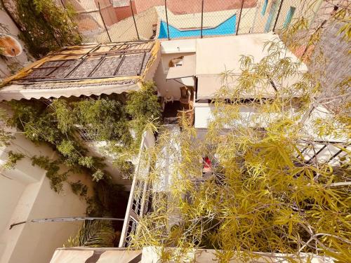 リヤドが所在する建物