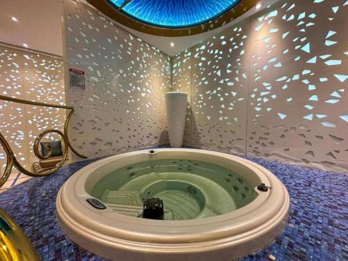 Koupelna v ubytování High End Luxury Stay with Full Palm Jumeirah View