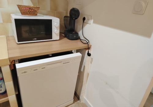 Dapur atau dapur kecil di Maison atypique 14 couchages