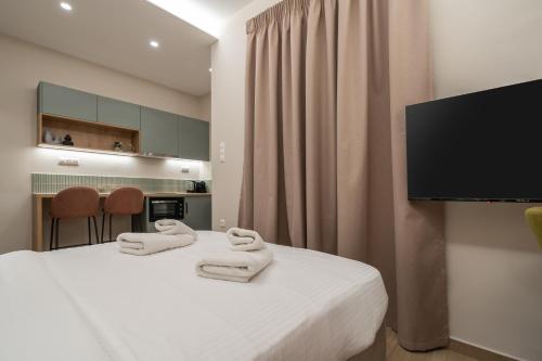 The Minion Elegant Suite Piraeus