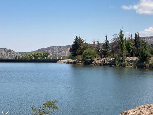 Φυσικό τοπίο κοντά σε αυτή η παραθεριστική κατοικία