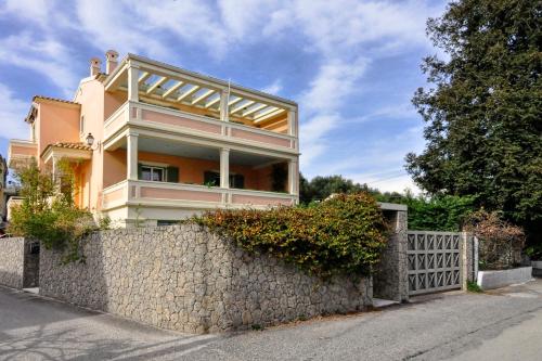 Piano House