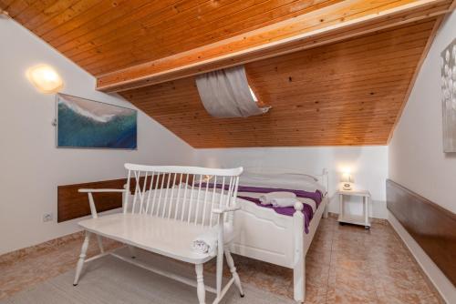 Apartments with parking space Porec - 23561