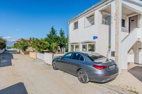 Apartments by the sea Vir - 24608