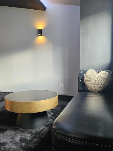 منطقة جلوس في Love Room Le Jardin D'Éden