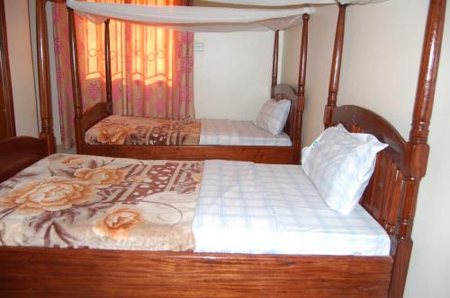 Uhuru 50 Hotel Kasese Ouganda Kasese Booking Com