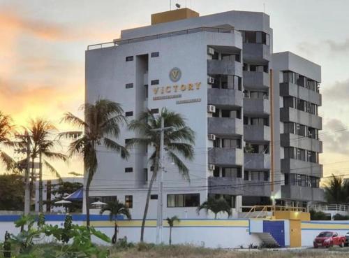 Bangunan di mana terletaknya aparthotel ini
