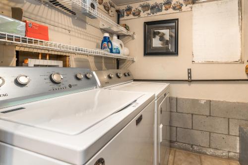a kitchen with a white sink in a room at Mountain Getaway - Lake Tahoe - Incline Village - Private Garage in Incline Village