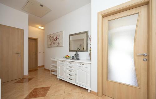 Gambar di galeri bagi Pet Friendly Home In Krstatice di Krstatice
