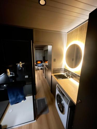 Кухня или мини-кухня в Weka St Eco Cabin
