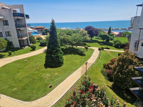 Diamond beach apartment