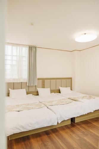 X103Nagoya Station area courtyard rental detached house