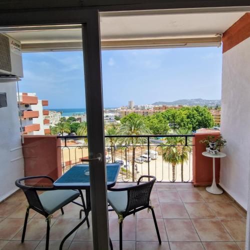 Apartamento, vistas al mar, a 3 minutos de la playa caminando