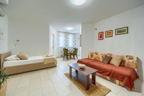Apartman Iva - Znjan Beach