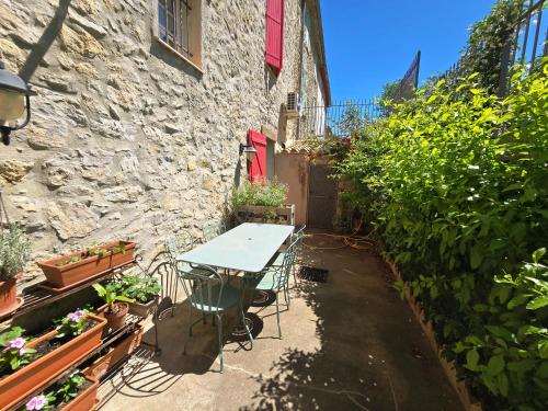 Photo de la galerie de l'établissement Le Clos des Rosalines, à Durban-Corbières