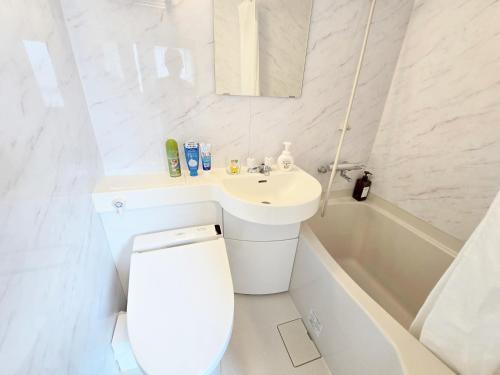 Walk to Shinjuku Shin Okubo Station 7min Double Bed