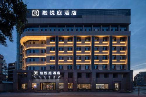 Bangunan di mana terletaknya hotel