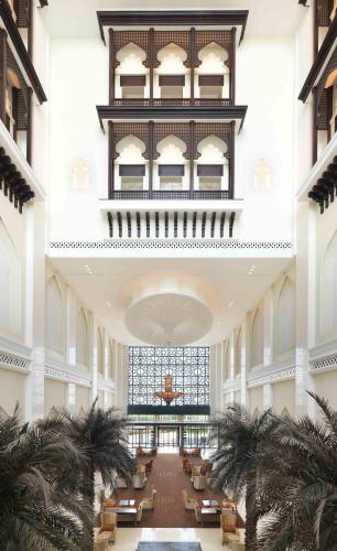 Bab Al Qasr Residence