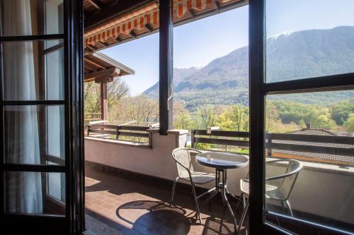 Φωτογραφία από το άλμπουμ του La Dimora del Tasso - Garden, Terrace & Mountain View σε Carlazzo