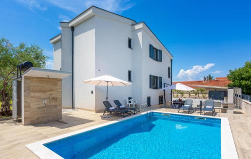 Apartment Estate 2 - Island Krk by Villas Guide