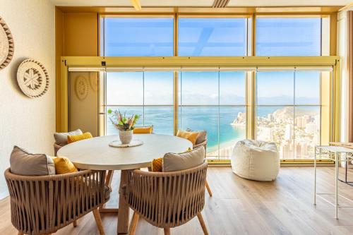 Intempo by Holuxe - 354 - 35th floor