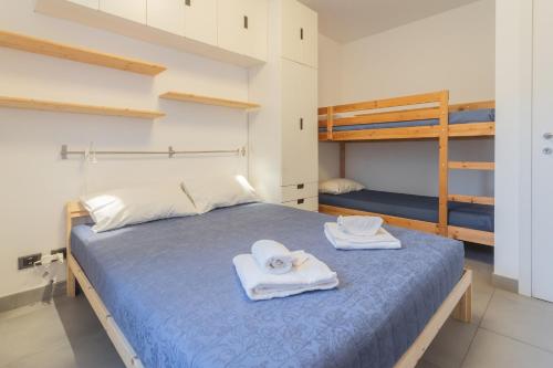 Ein Bett oder Betten in einem Zimmer der Unterkunft Villa Clara Parking,WiFi,Jacuzzi on Lake Como