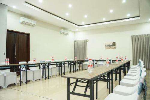 Kawasan bisnes dan/atau bilik persidangan di Long Beach Hotel Pangandaran