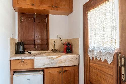 Nhà bếp/bếp nhỏ tại Casa Tradizionale Monemvasia