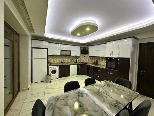 Dapur atau dapur kecil di Göreme Apartment