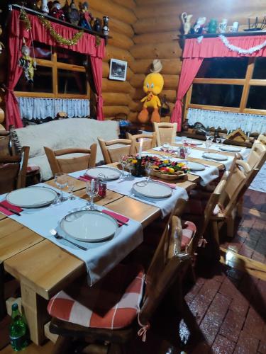 Restaurace v ubytování Pensiunea Nostalgia