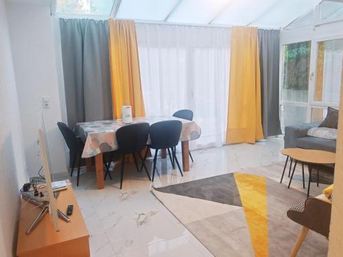 Χώρος καθιστικού στο Garten Apartment