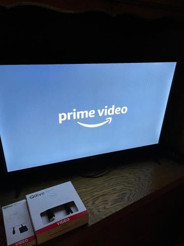 TV a/nebo společenská místnost v ubytování Mieszkanie nad rzeką Narew w Łapach