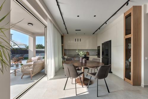 Χώρος καθιστικού στο Villa Luna d'oro by "Elite"
