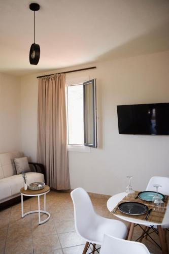 Tethys Apartments Karfas