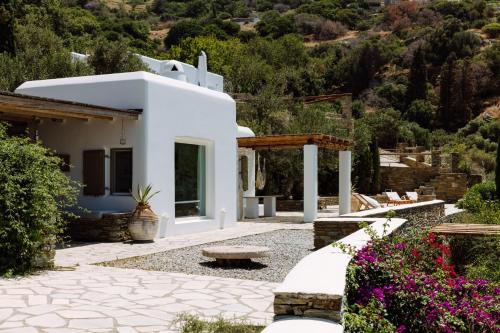 Κήπος έξω από το Villa Riza