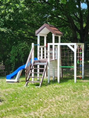 Φωτογραφία από το άλμπουμ του Kolonijna Park σε Międzyzdroje