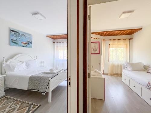 Amorosa Beach Apartment