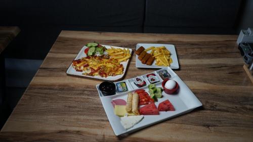 Jídlo v hotelu nebo okolí