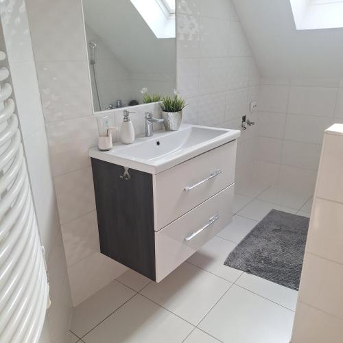 Koupelna v ubytování Duna Rév13 Apartman