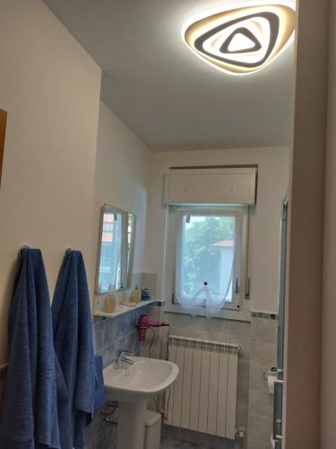 Bilik mandi di A CASA di CLARA