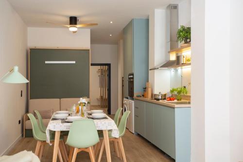 Nomad Haux Mestalla Apartments