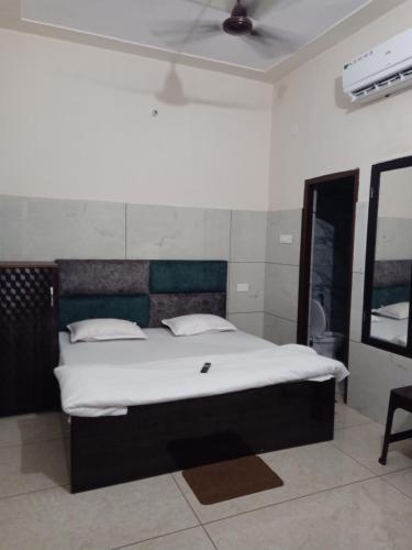 Ένα μπάνιο στο Neera home stay