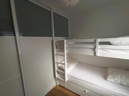 ラカノーにあるAppartement en rez-de-jardinのギャラリーの写真