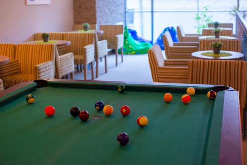 Hotel Bystráにあるビリヤード台