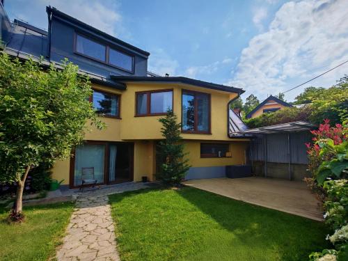 Hortenzia House with Free Parking