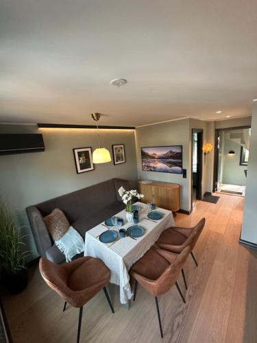 Et opholdsområde på Authentic Historic Luxury House