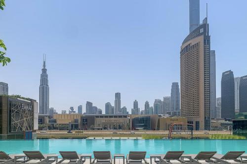 Downtown Views II 2 Bedroom Apartment Next to Dubai Mall
