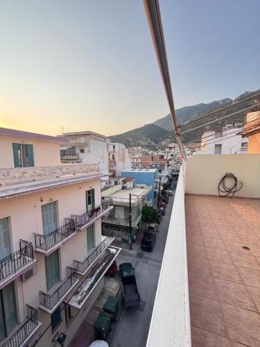 Studio 2' from Loutraki beach