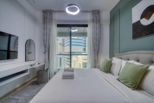 Elegant Cozy Marina Home photo 2